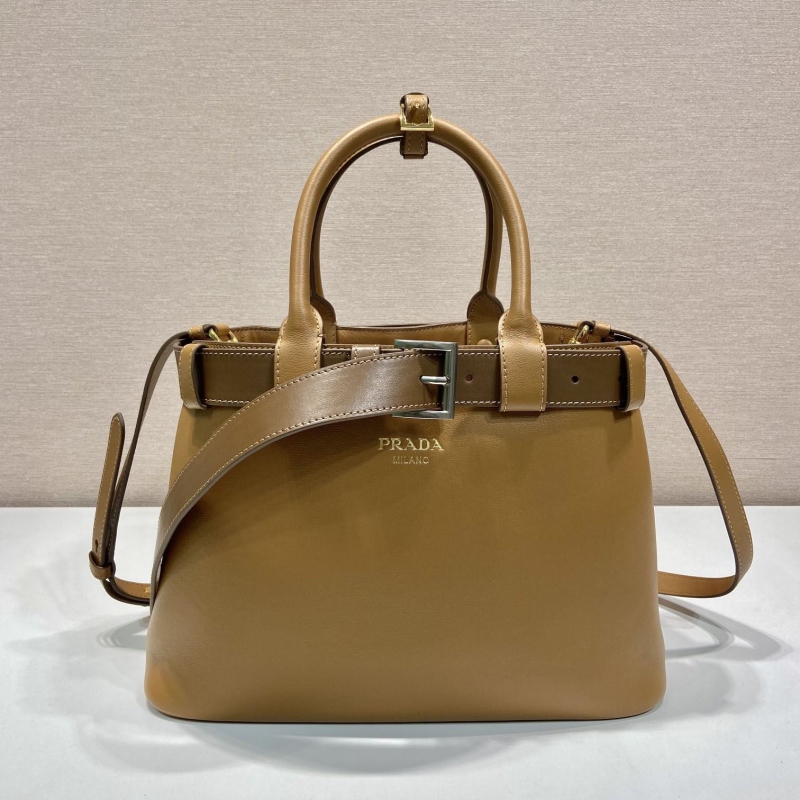 Pra*a shopping bags